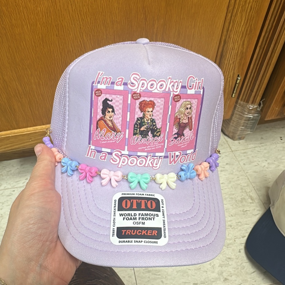💜 “I’m a Spooky Girl in a Spooky World” Lavender Hat | Hocus Pocus Sisters